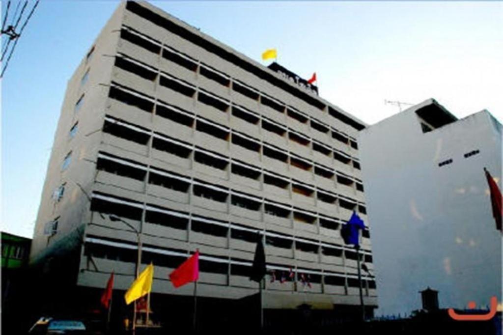 Ubon Hotel Ubon Ratchathani Exterior foto