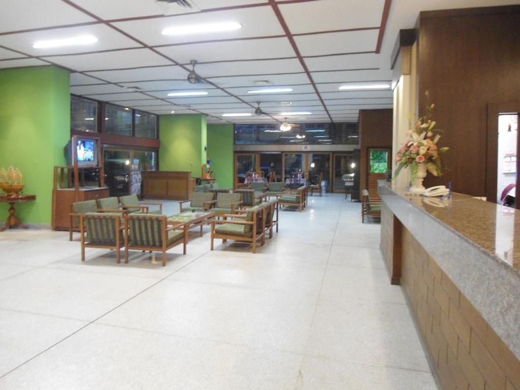 Ubon Hotel Ubon Ratchathani Exterior foto