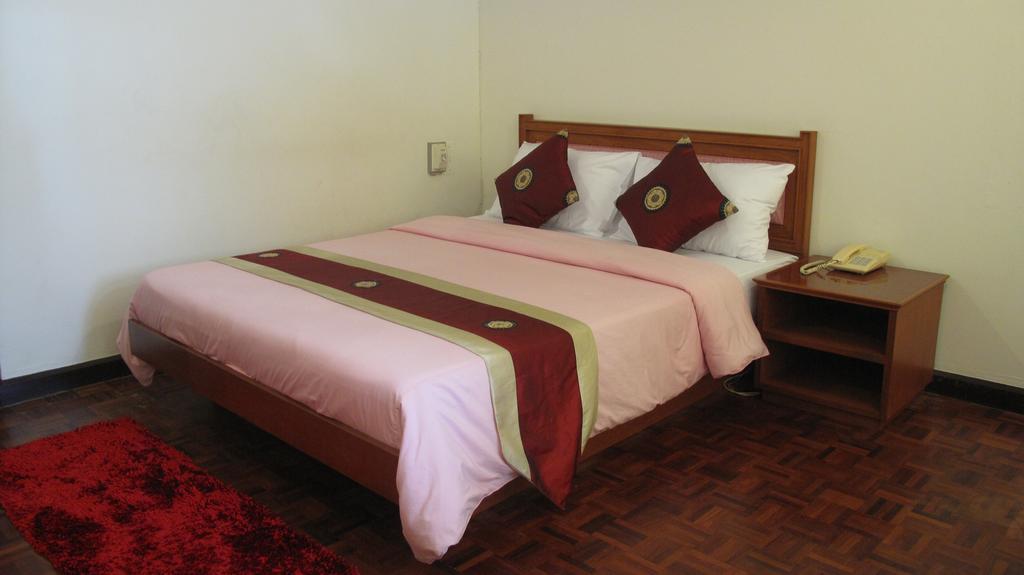 Ubon Hotel Ubon Ratchathani Exterior foto